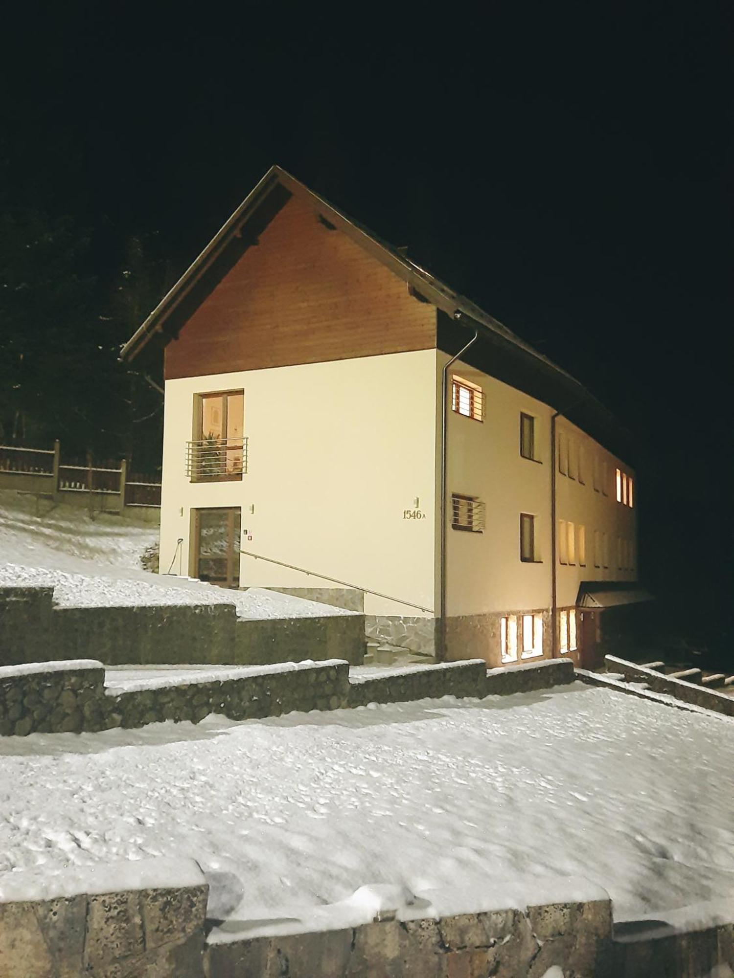 Karmelitanski Dom Goscinny Zawoja Dış mekan fotoğraf